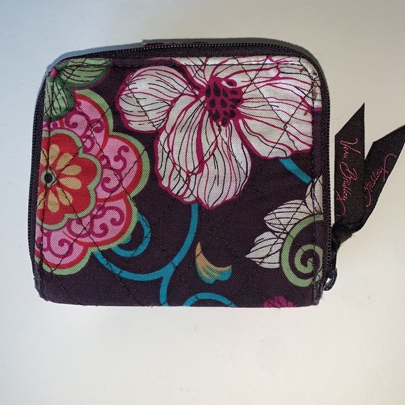 Vera Bradley Woman’s Wallet Mod Floral Pattern - Picture 2 of 6